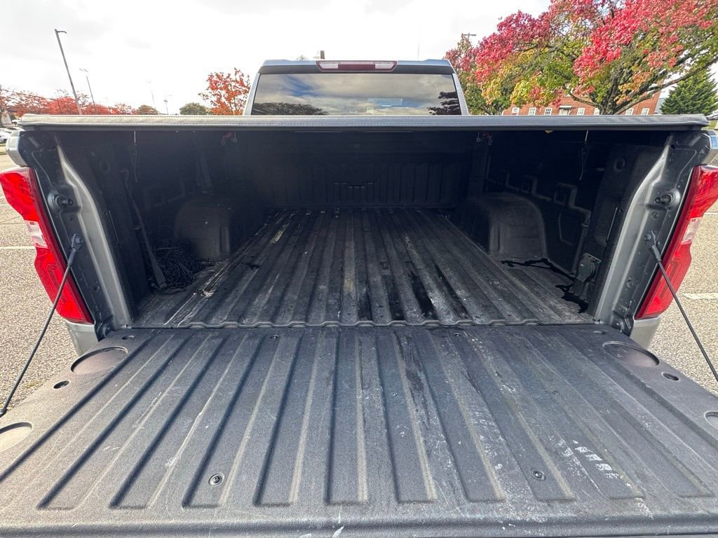 Used 2022 Chevrolet Silverado 1500 Custom w/ Safety Confidence Package image 32