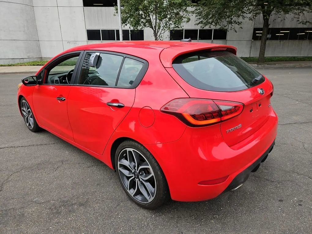 Used 2015 Kia Forte SX image 6