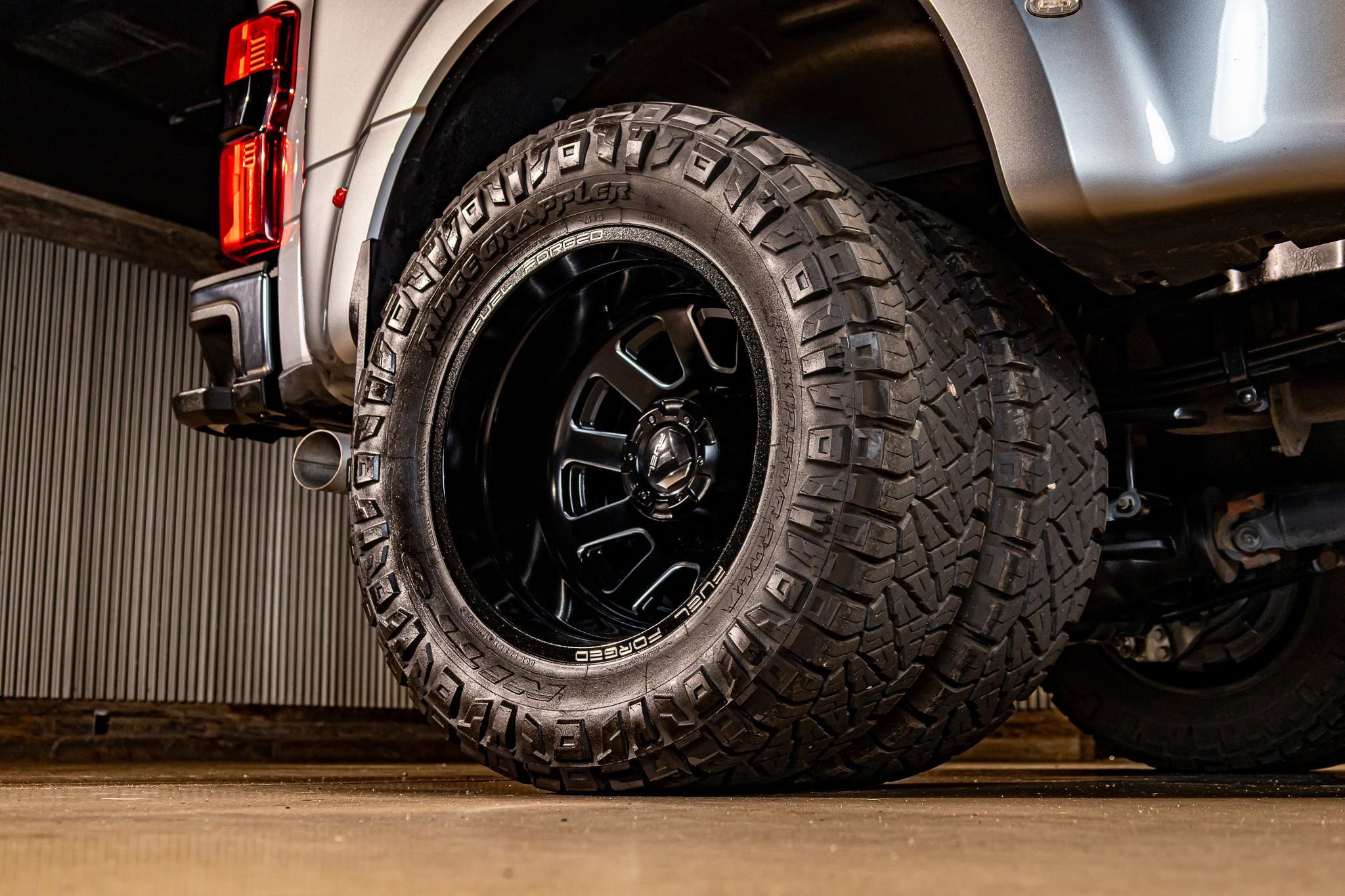 Used 2023 Ford F450 Lariat w/ Camper Package image 15