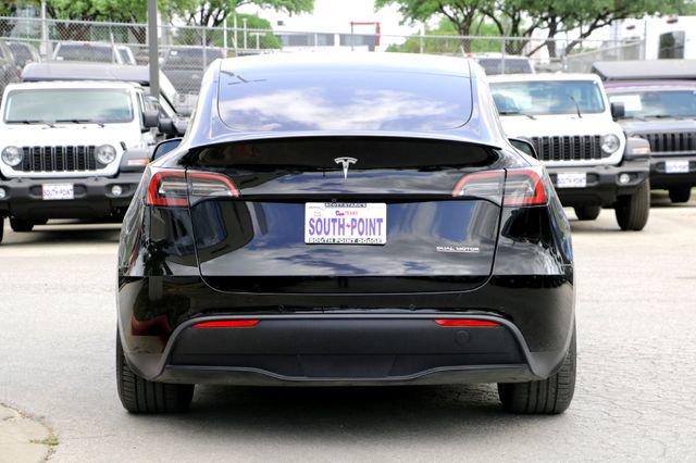 Used 2022 Tesla Model Y Performance image 6
