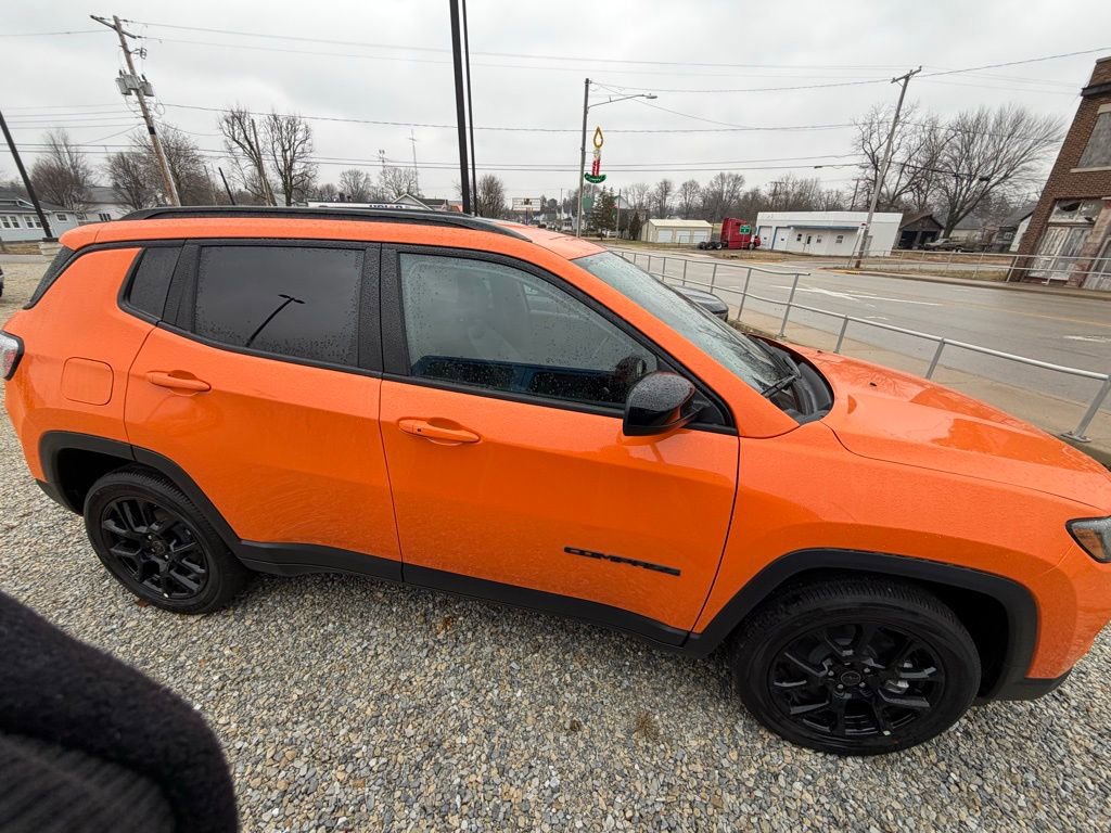 New 2026 Jeep Compass Latitude AWD/4WD image 2