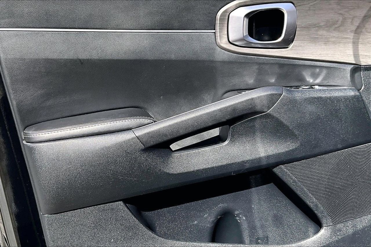 Used 2025 Kia Sorento X-Line EX image 28