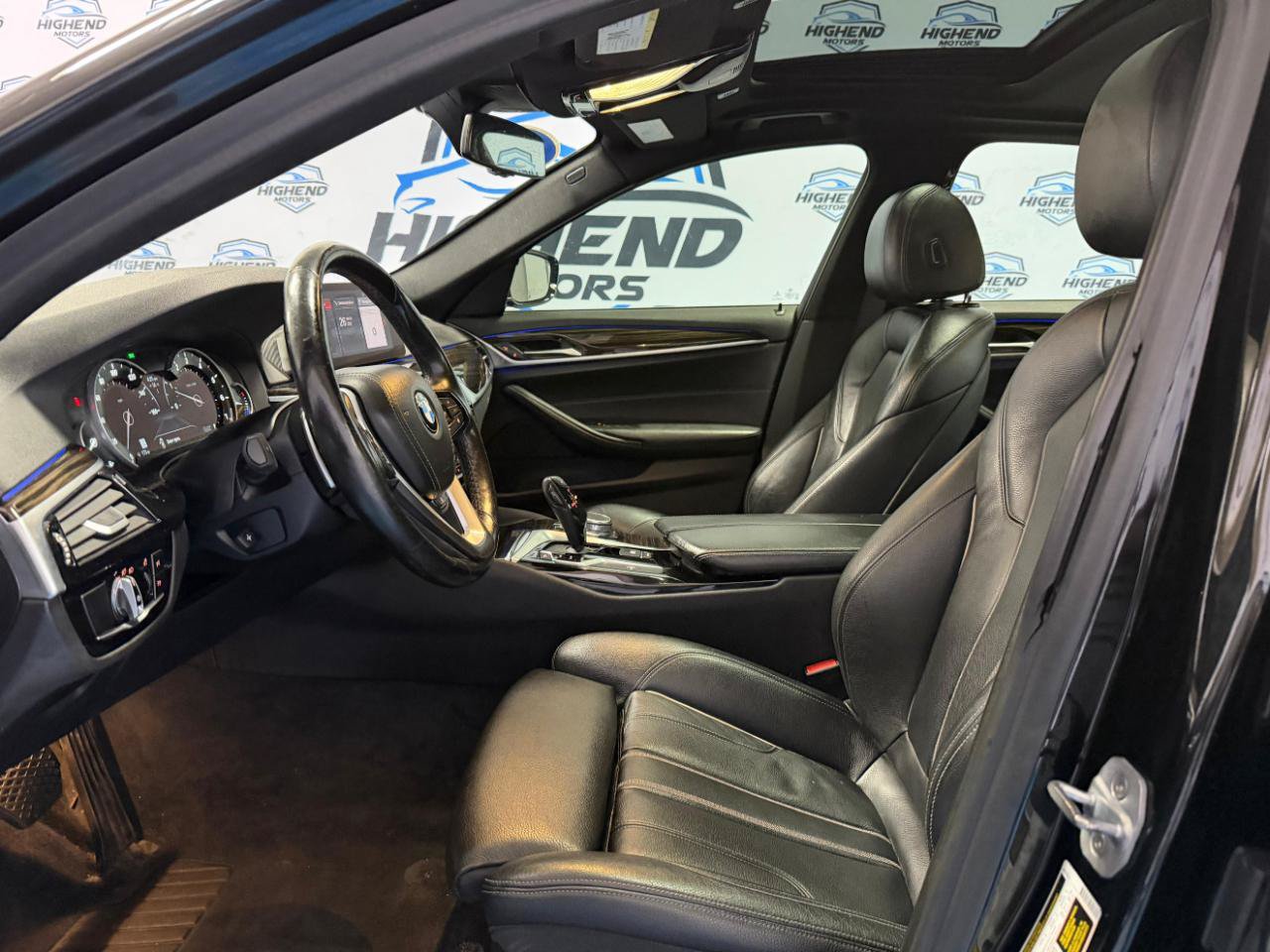 Used 2019 BMW 530i xDrive w/ Convenience Package AWD/4WD image 16