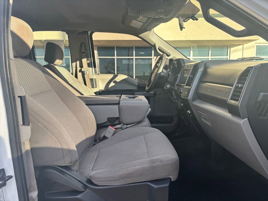 Used 2018 Ford F350 XLT image 10