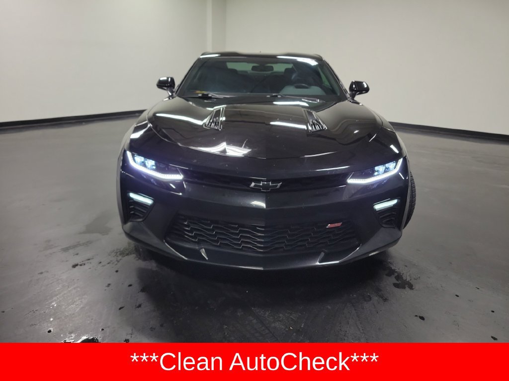 Used 2018 Chevrolet Camaro SS RWD image 2