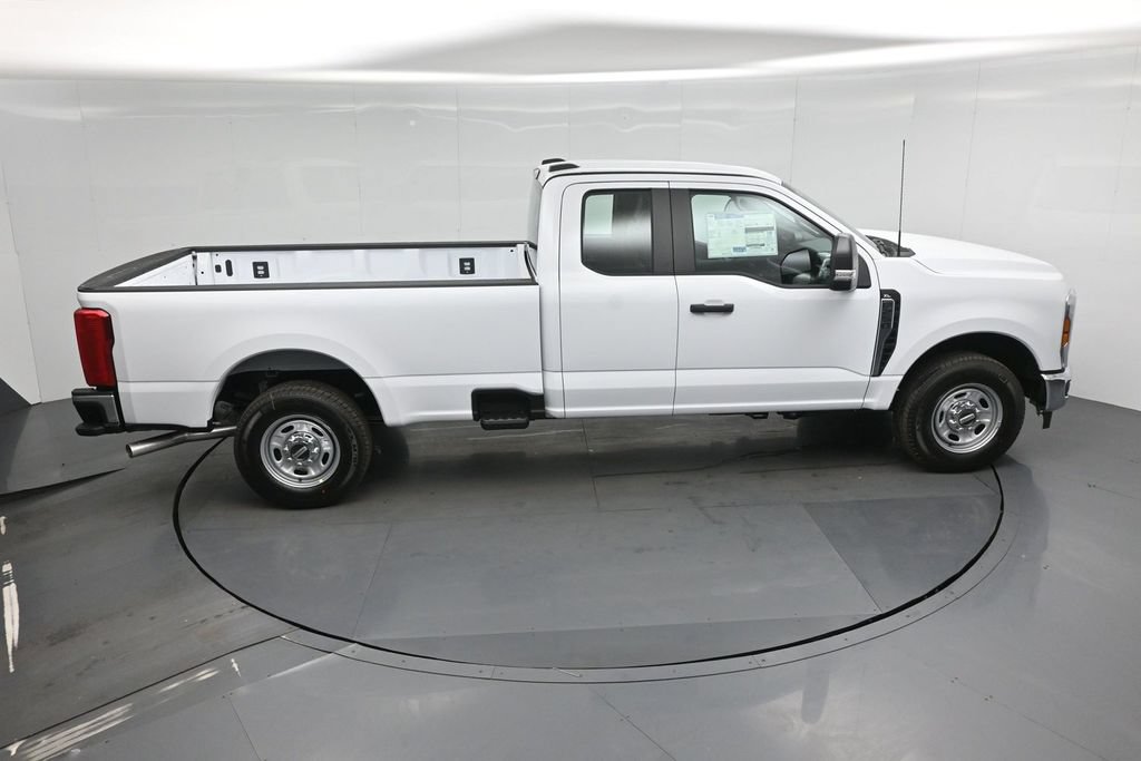 New 2026 Ford F250 XL w/ XL Chrome Package RWD image 33