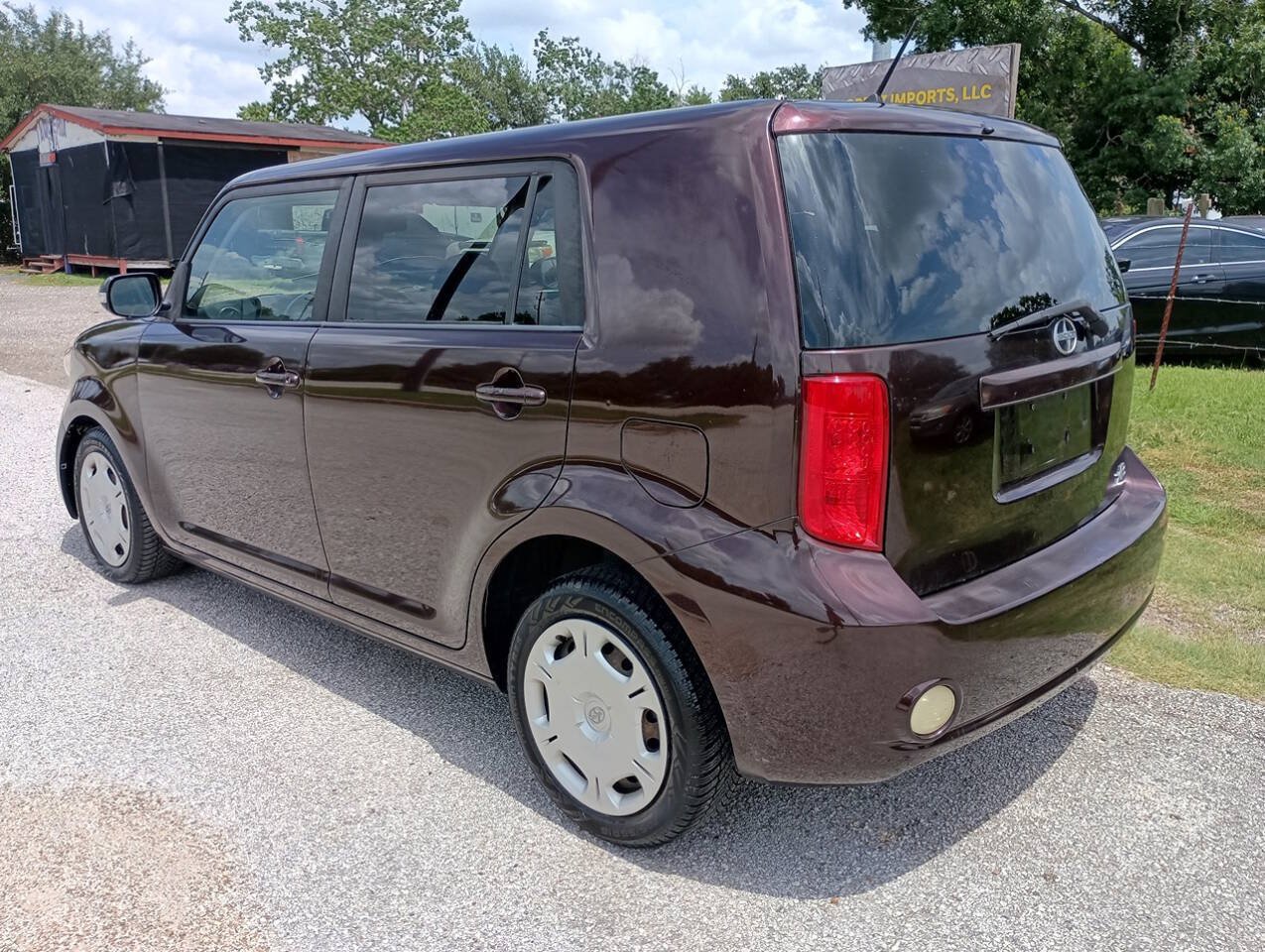 Used 2008 Scion xB FWD image 3