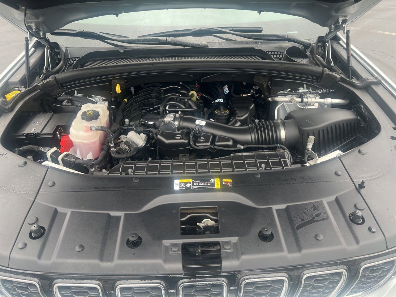 Used 2023 Jeep Grand Cherokee L Limited image 13