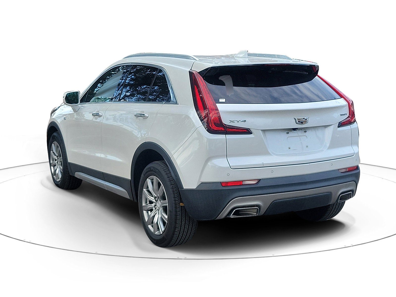 Used 2020 Cadillac XT4 Premium Luxury w/ Enhanced Visibility Package image 3