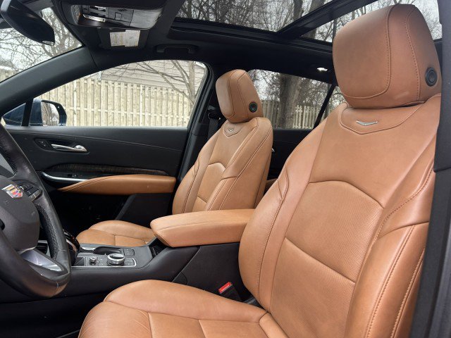 Used 2020 Cadillac XT4 Premium Luxury image 18