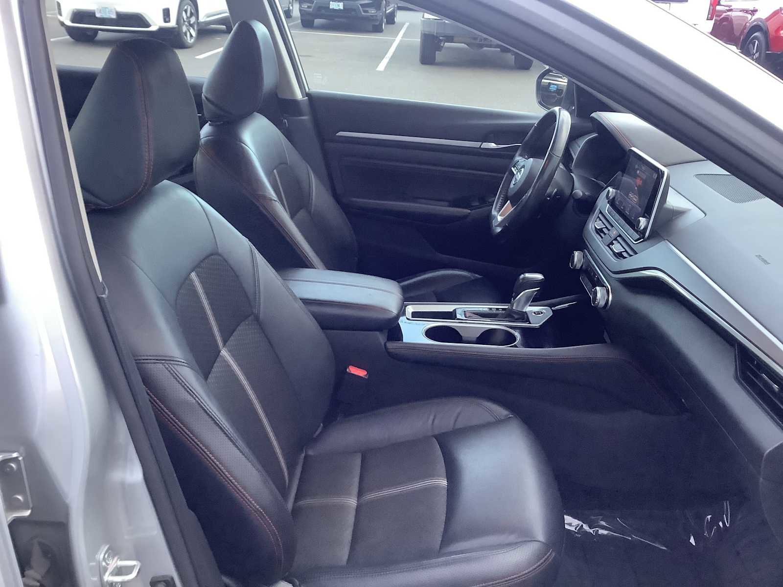 Used 2023 Nissan Altima 2.5 SR image 15