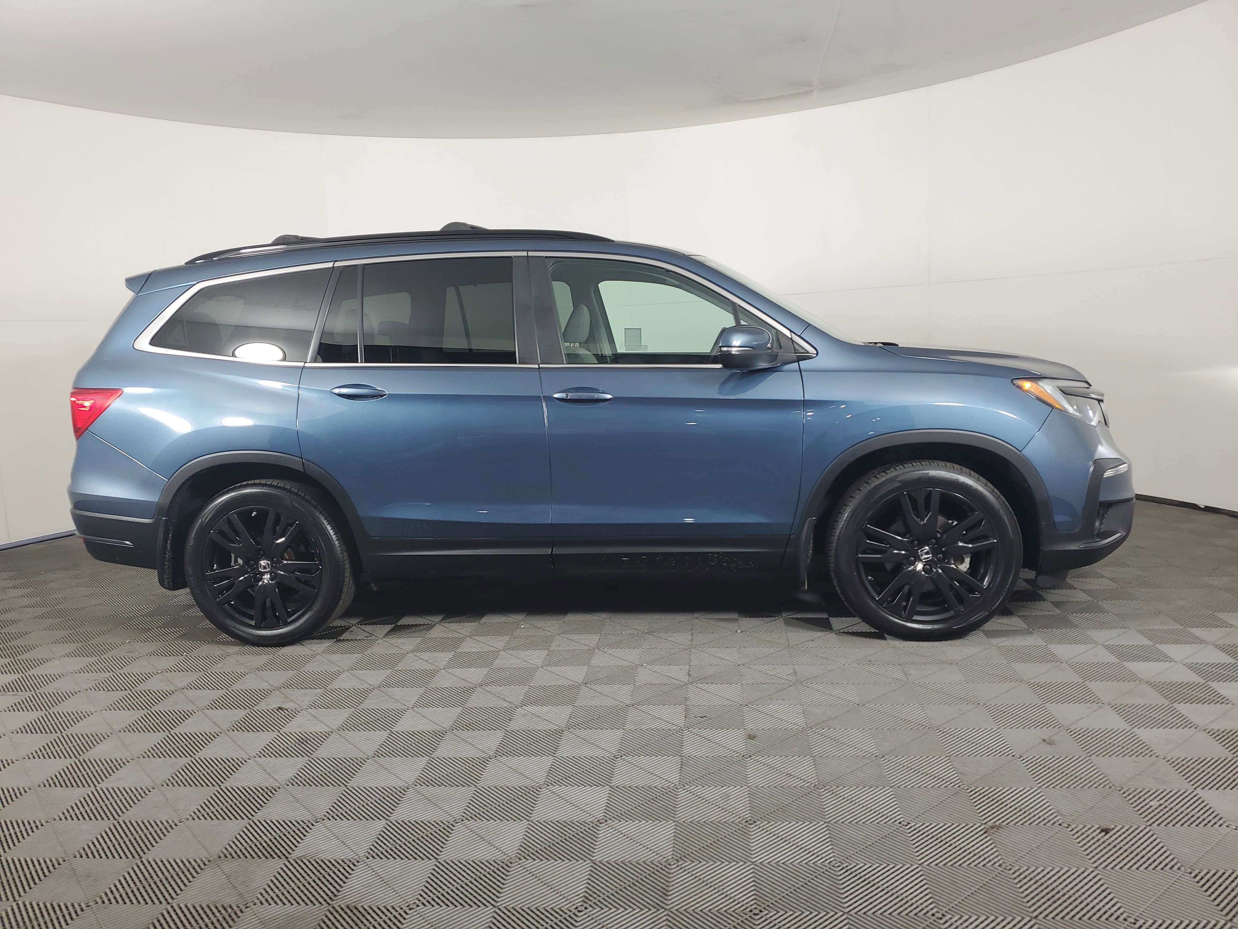 Certified 2021 Honda Pilot Special Edition image 3