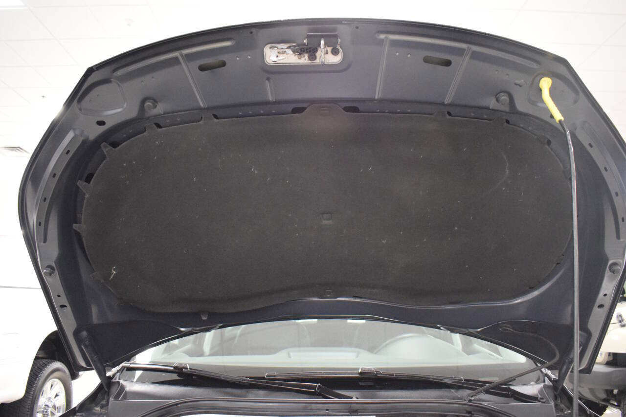 Used 2016 Volkswagen Tiguan SE image 38