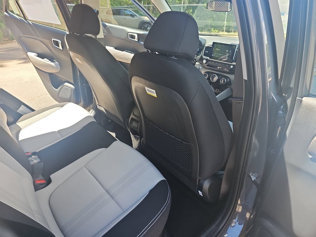 New 2026 Hyundai Venue SEL FWD image 11