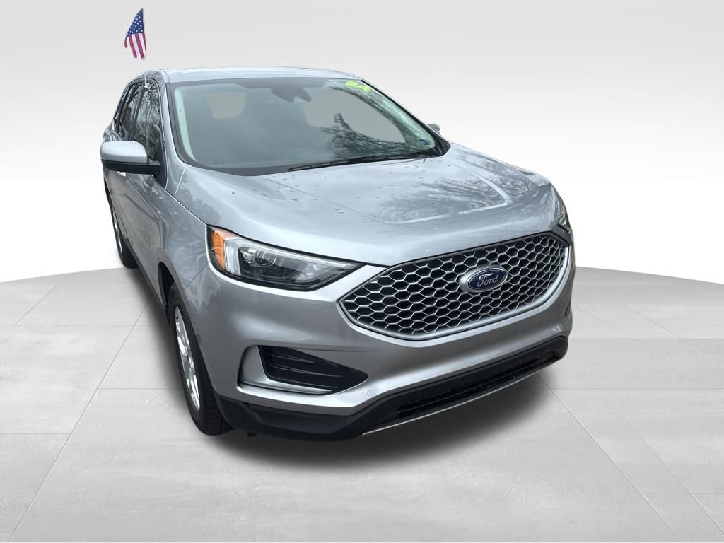 Used 2024 Ford Edge SEL image 33