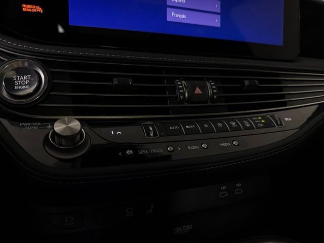 Used 2023 Lexus LS 500 w/ Interior Upgrade Package RWD image 24