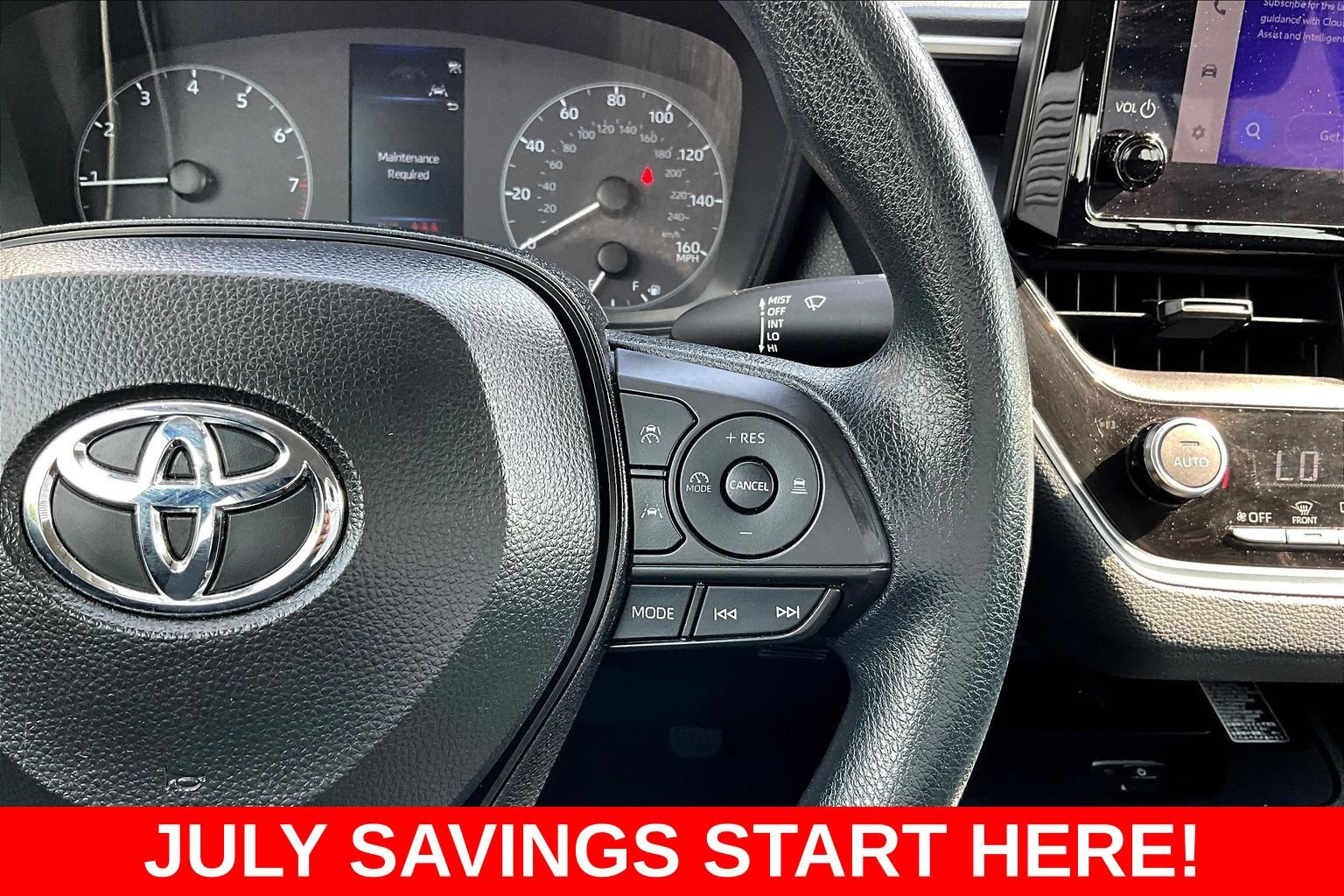 Used 2025 Toyota Corolla LE w/ LE Premium Package FWD image 16
