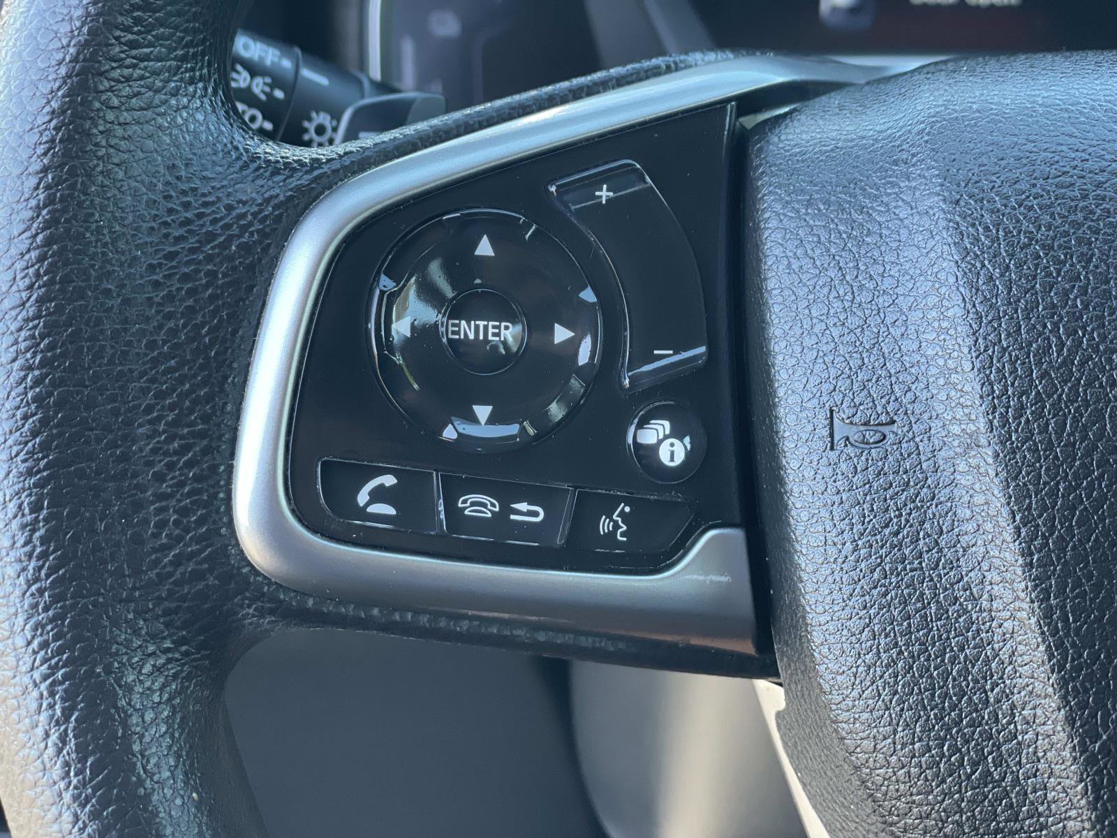 Used 2022 Honda CR-V EX image 8