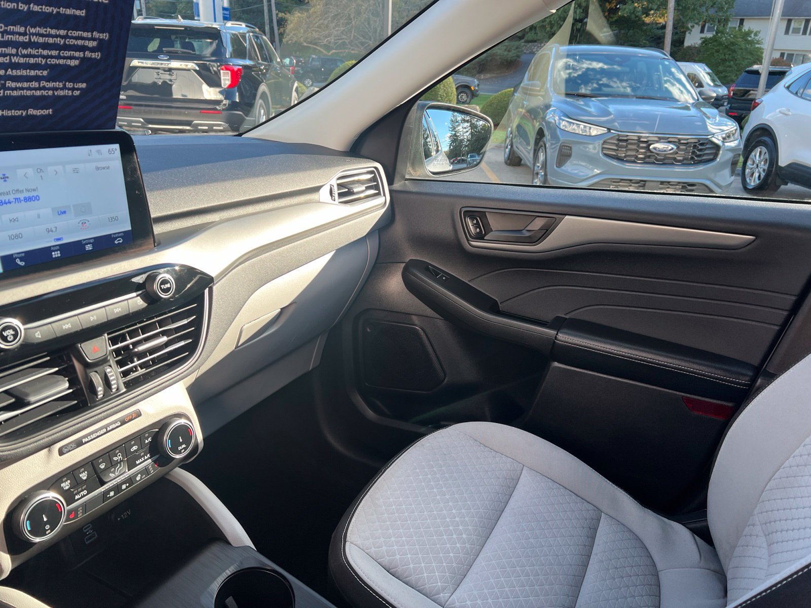 Certified 2023 Ford Escape Active AWD/4WD image 26
