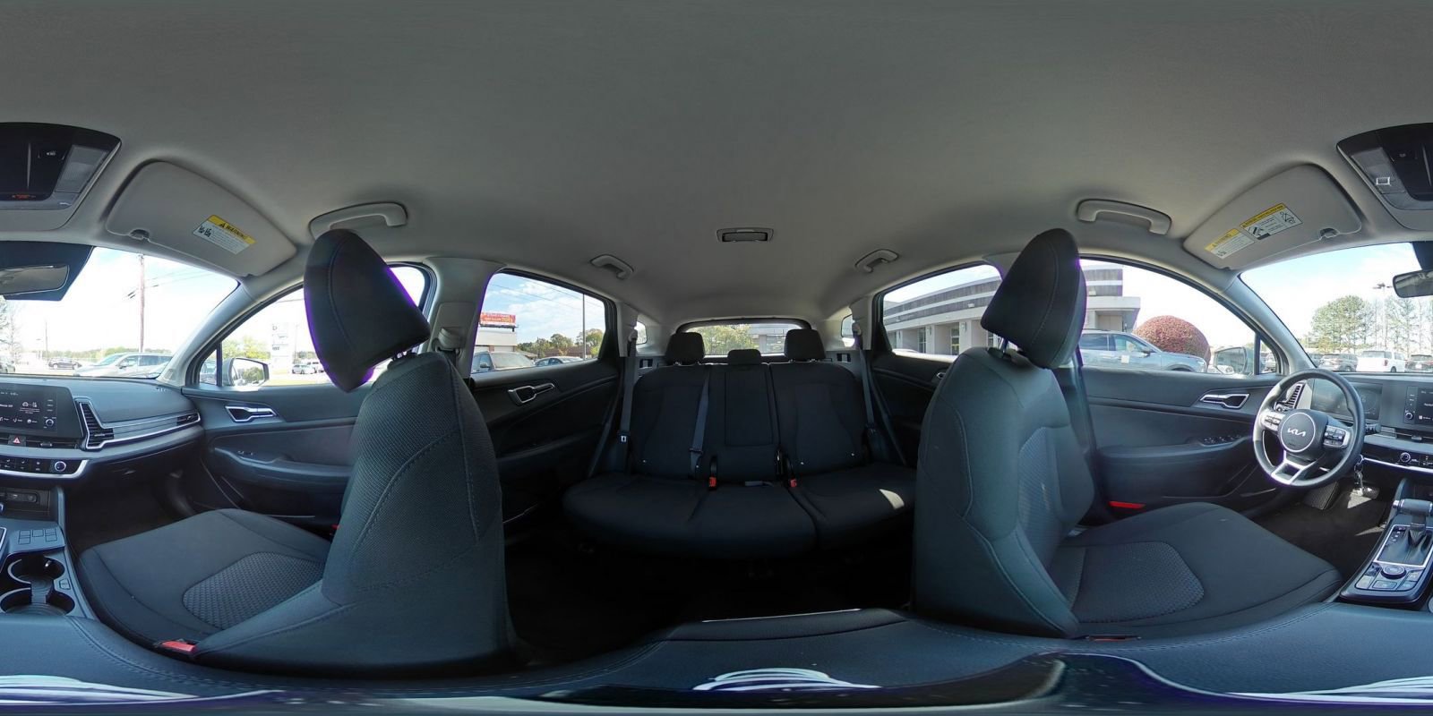 Used 2025 Kia Sportage LX image 45