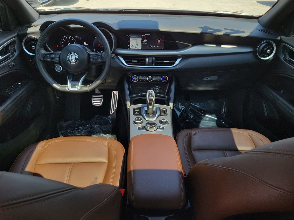Used 2024 Alfa Romeo Stelvio Ti AWD/4WD image 22