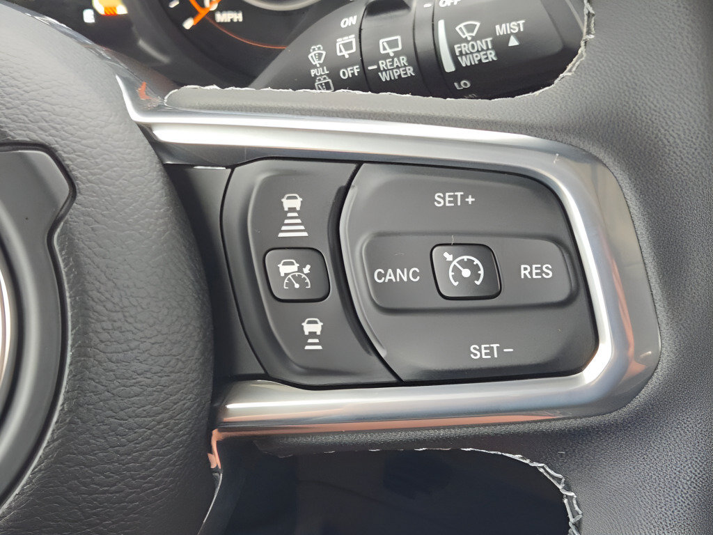 New 2027 Jeep Wrangler Unlimited Sahara AWD/4WD image 35