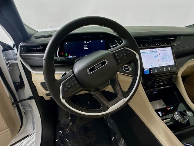 New 2025 Jeep Grand Cherokee L Limited w/ Luxury Tech Group II image 11