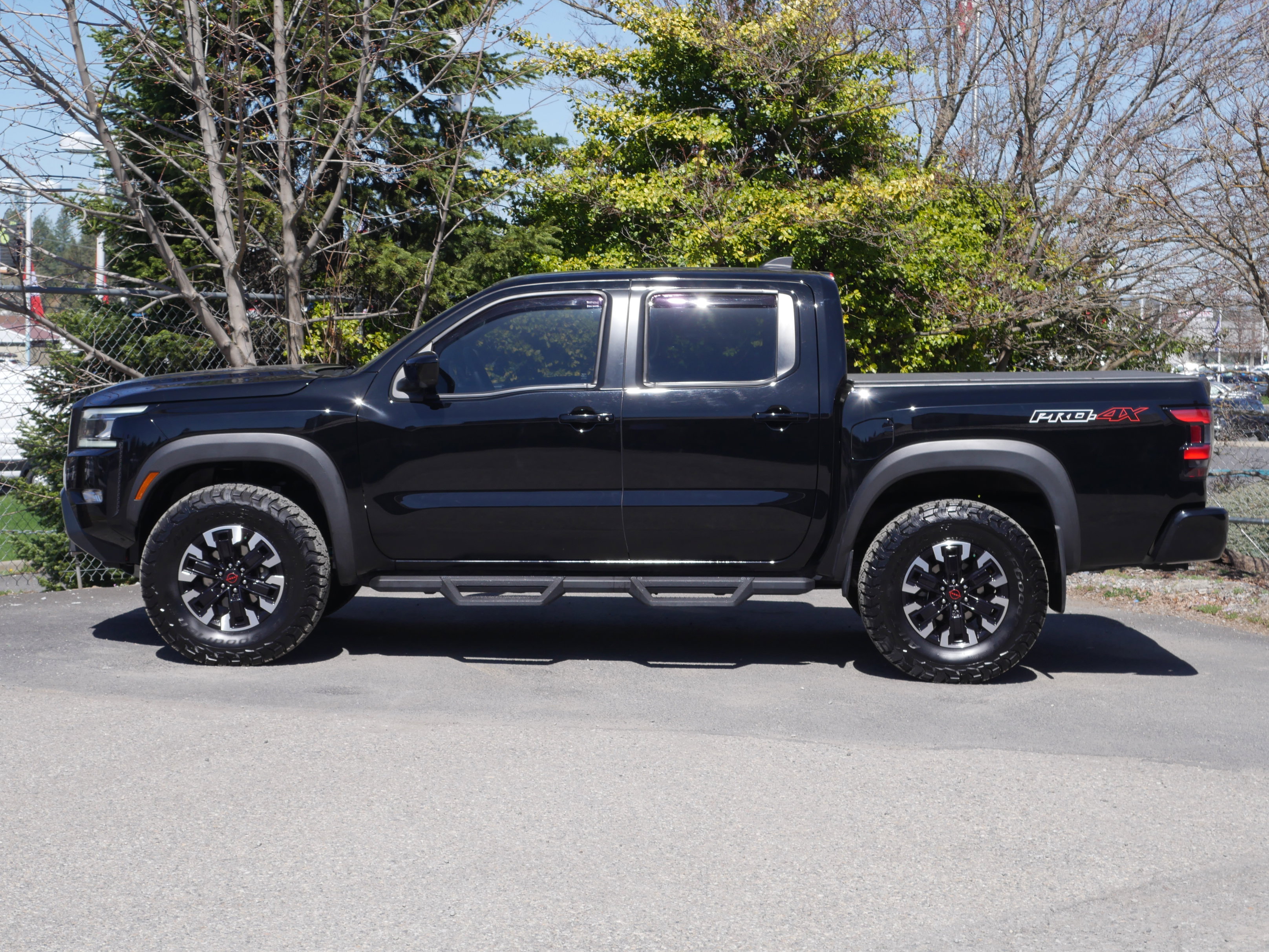 Certified 2023 Nissan Frontier PRO-4X w/ Pro Convenience Package image 15