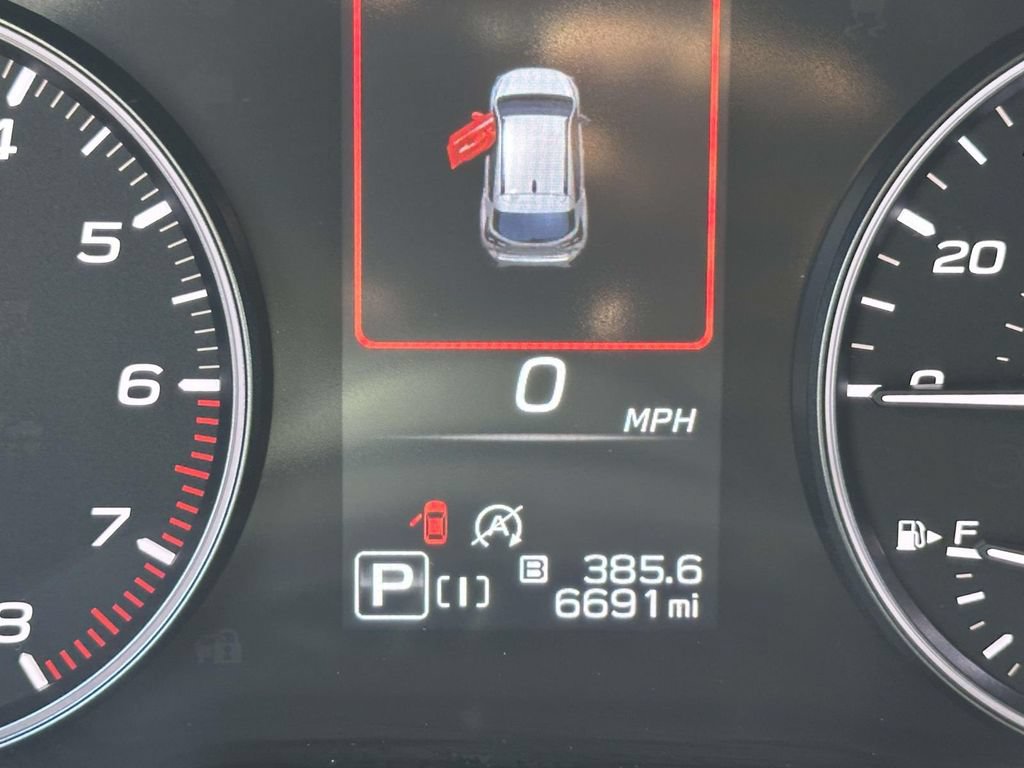 Certified 2025 Subaru Crosstrek 2.5i Premium AWD/4WD image 26