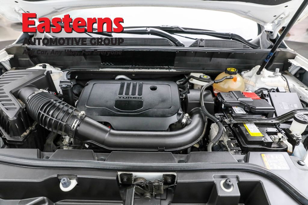 Used 2022 GMC Acadia SLE image 7