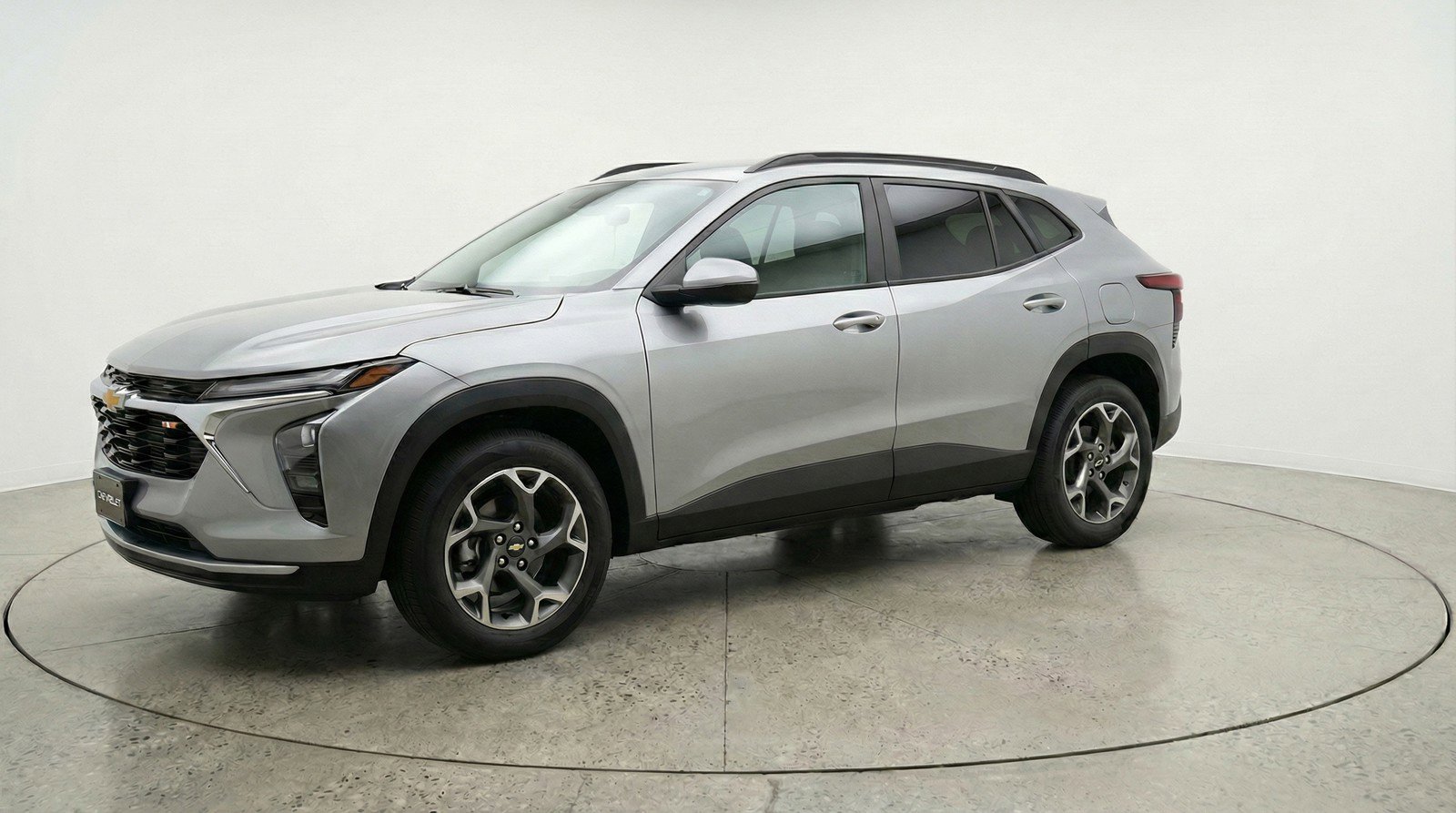 Used 2025 Chevrolet Trax LT image 3