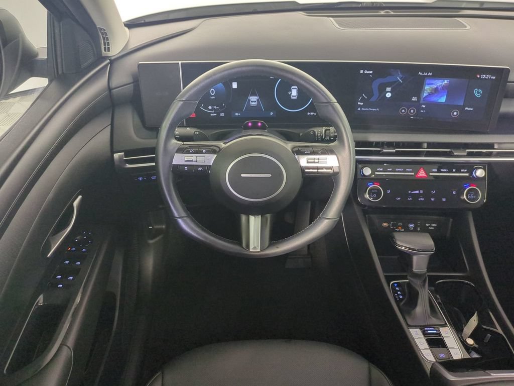 Used 2025 Hyundai Tucson SEL AWD/4WD image 19