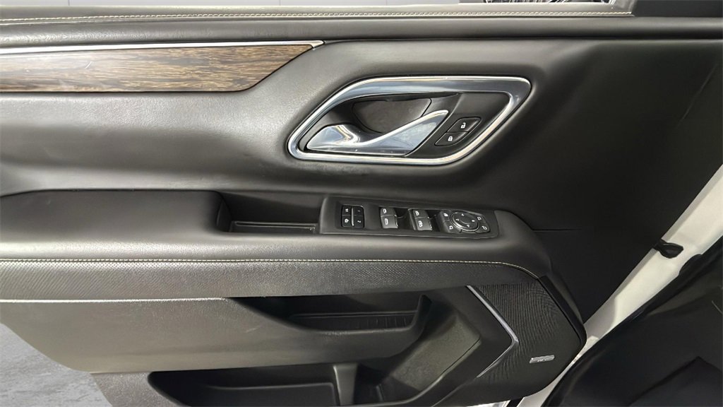 Used 2021 Chevrolet Suburban Premier image 23