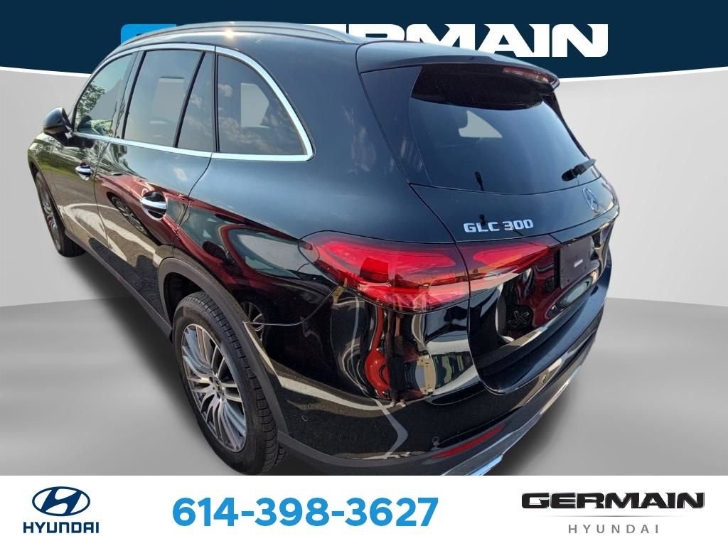 Used 2024 Mercedes-Benz GLC 300 4MATIC image 6
