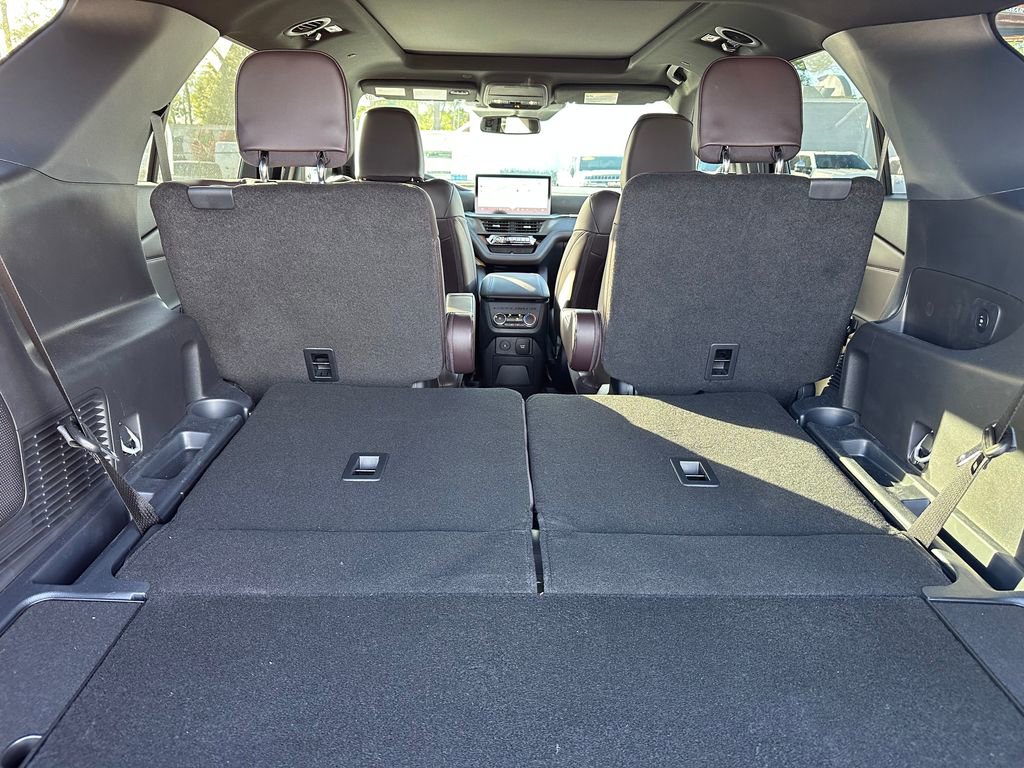 New 2025 Ford Explorer Platinum image 44