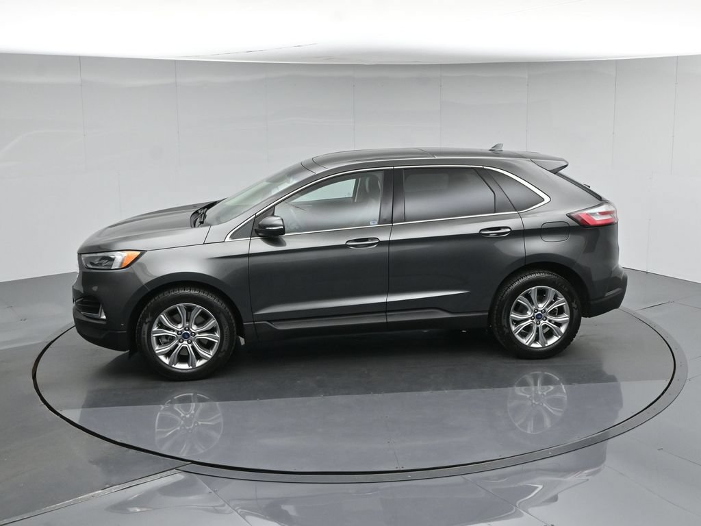 Used 2020 Ford Edge Titanium w/ Equipment Group 301A AWD/4WD image 46