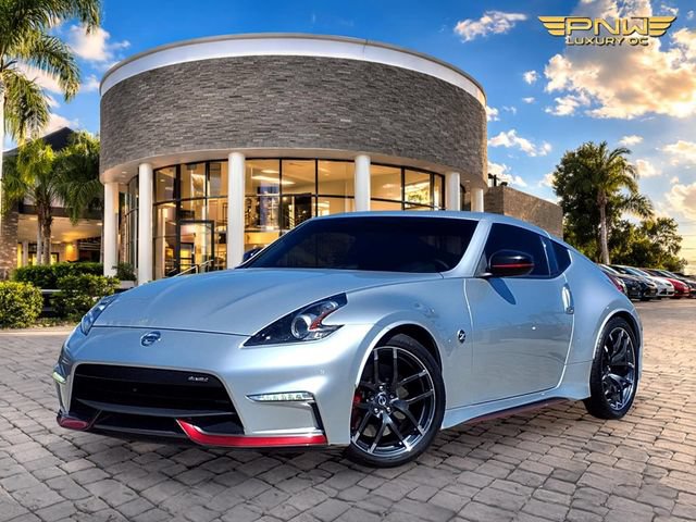 Used 2016 Nissan 370Z NISMO RWD image 1