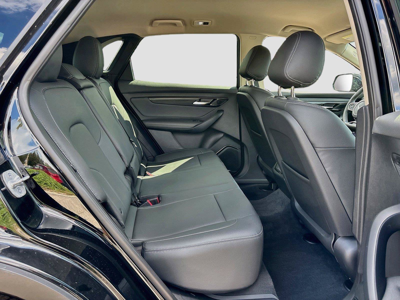 New 2027 VinFast VF 8 Eco AWD/4WD image 26