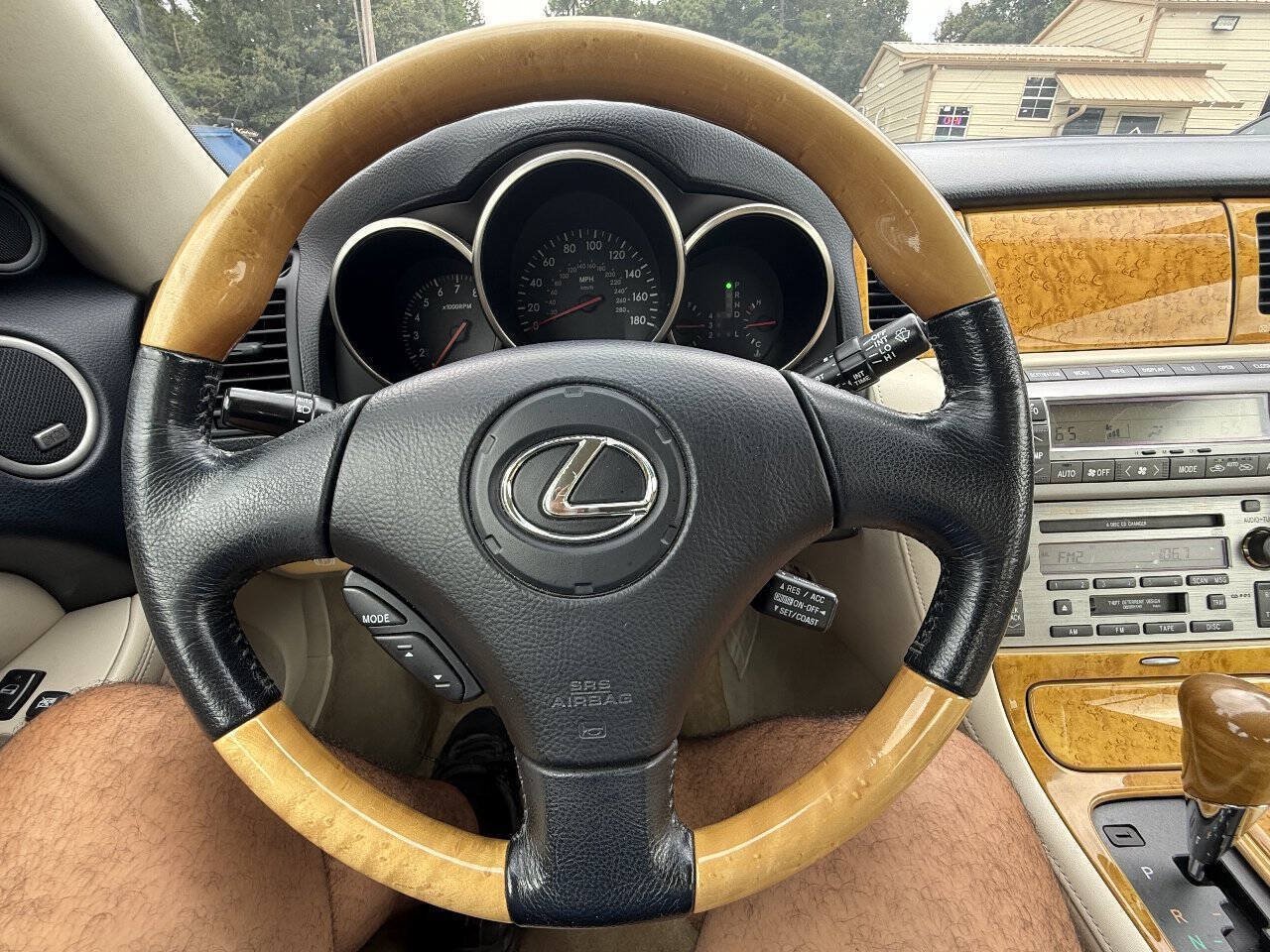 Used 2004 Lexus SC 430 Convertible RWD image 27