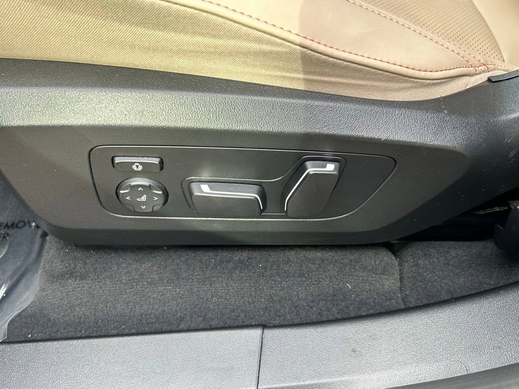Used 2025 BMW X3 xDrive30i AWD/4WD image 17