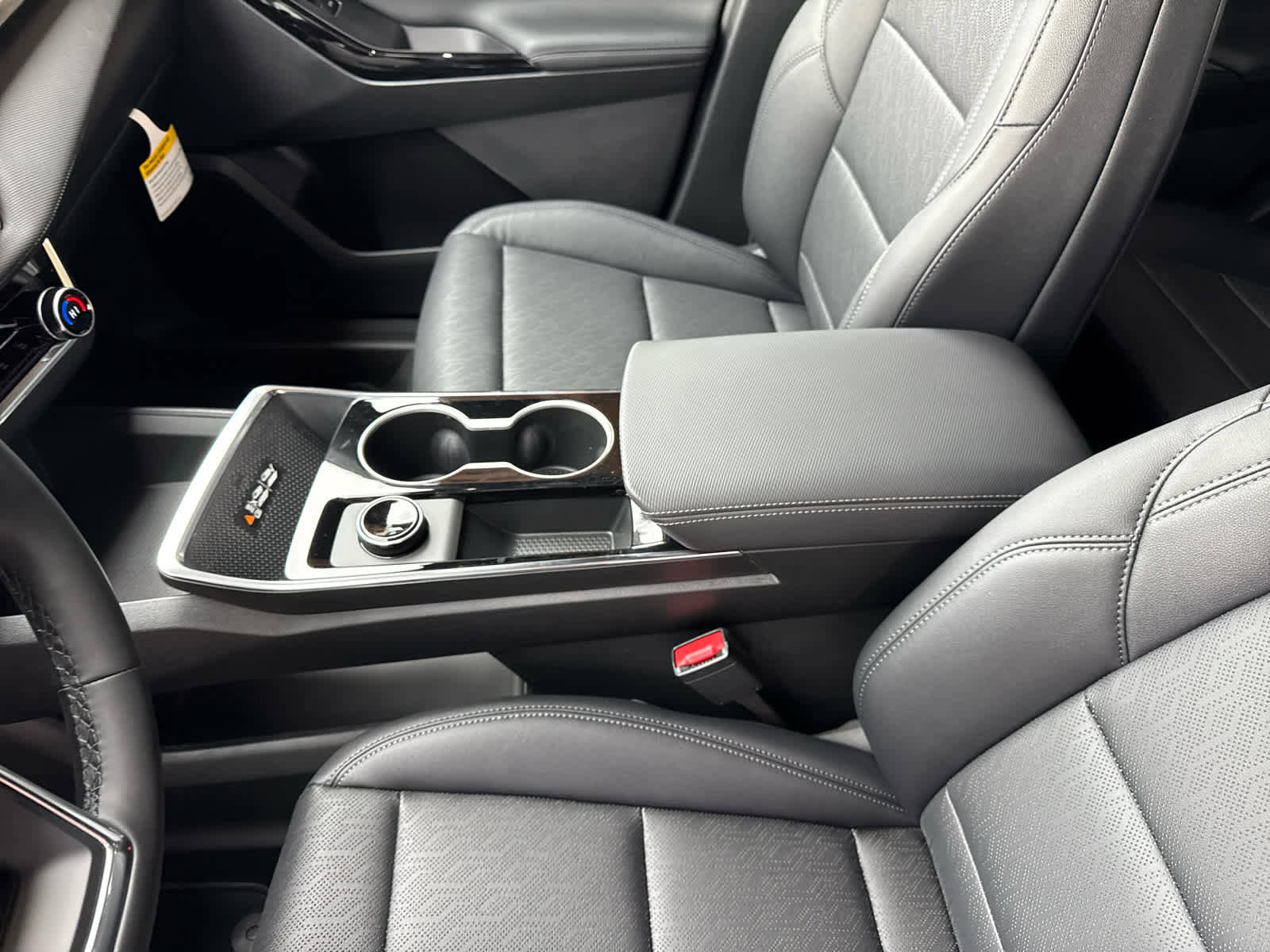 New 2026 Chevrolet Equinox LT w/ Convenience Package II image 23