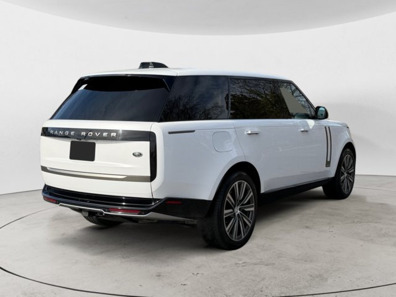 Certified 2023 Land Rover Range Rover Long Wheelbase Autobiography AWD/4WD image 4