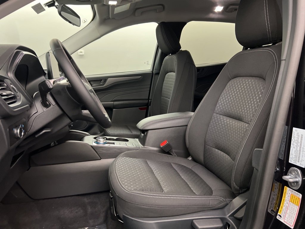 New 2025 Ford Escape Active w/ Cold Weather Package image 25