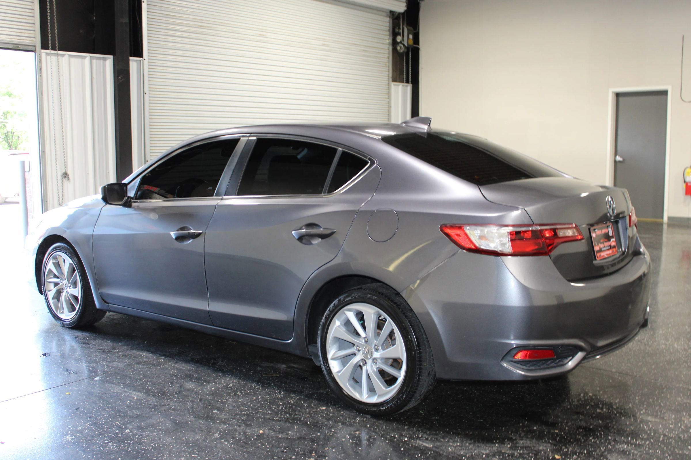 Used 2017 Acura ILX FWD image 5