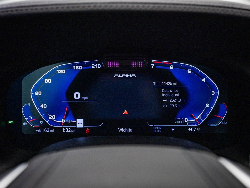 Used 2022 BMW ALPINA B7 xDrive image 32