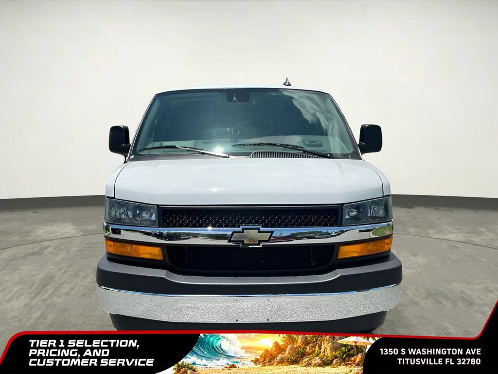 Used 2025 Chevrolet Express 3500 LT w/ LT Preferred Equipment Group RWD image 9