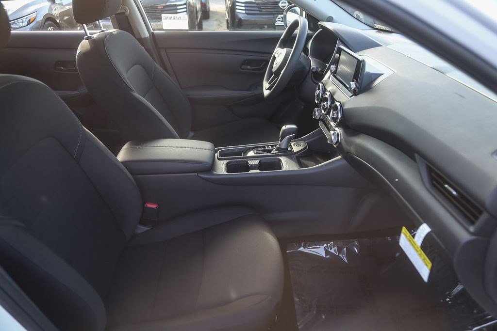 Certified 2025 Nissan Sentra S image 15