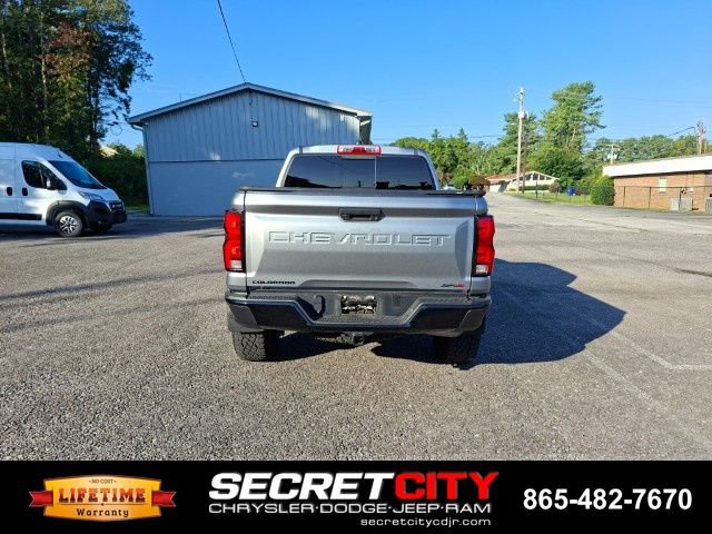 Used 2024 Chevrolet Colorado ZR2 AWD/4WD image 6