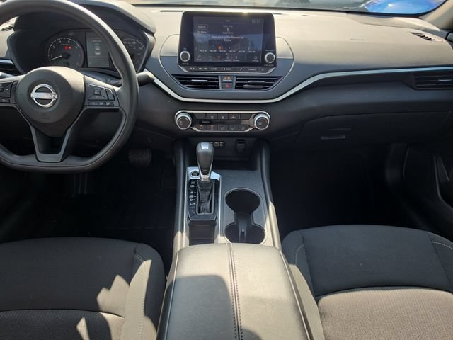 Certified 2025 Nissan Altima 2.5 S FWD image 14