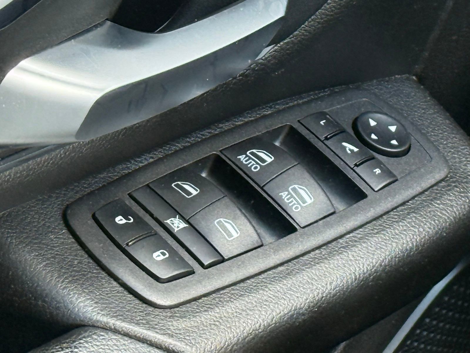 Used 2024 RAM 1500 Big Horn AWD/4WD image 33